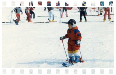 ５歳のころ（苗場スキー場）。物心ついたころから滑っていた